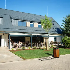 https://penzion-korab.praguehotelsweb.com
