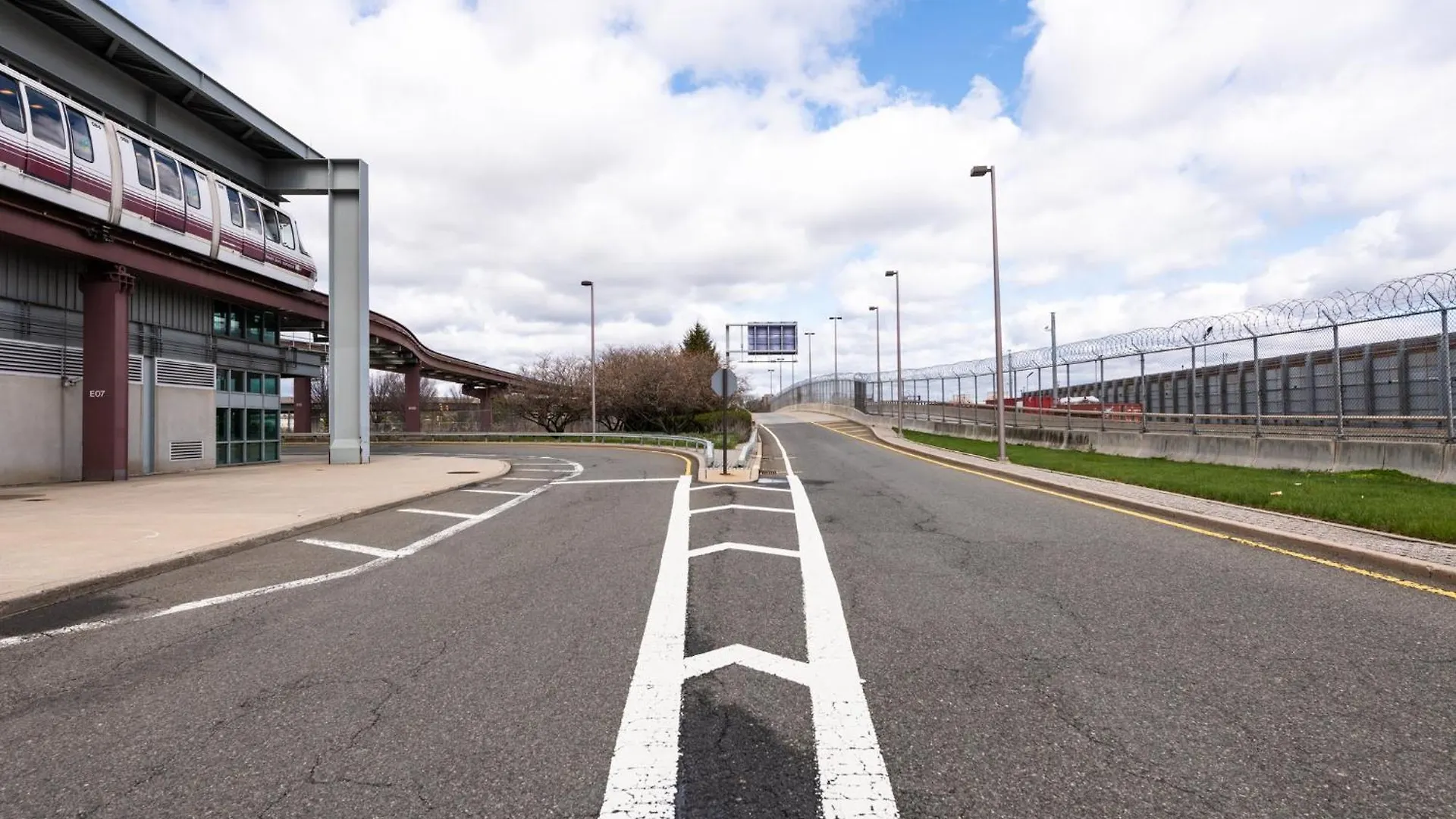 Crowne Plaza Newark Airport By Ihg Hotel Elizabeth